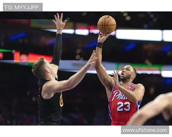 太阳主场爆冷击败76人，布克砍下全队最高23分